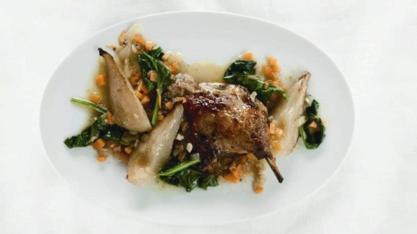Duck braised with pears and spinach