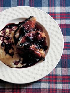 Duck breast with blackcurrants (Magret de canard au cassis)