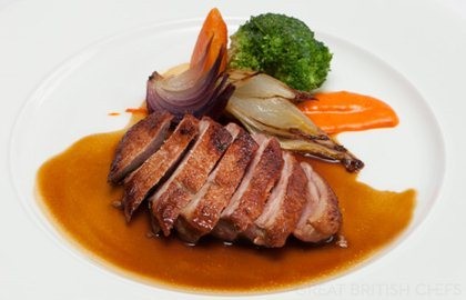Duck breast with mildly spiced sauce