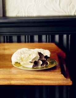 Duck liver parfait, black truffle and puffed pig skin