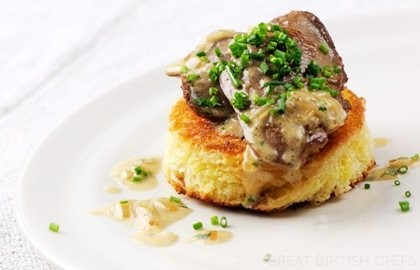 Duck livers on toast with whisky cream sauce