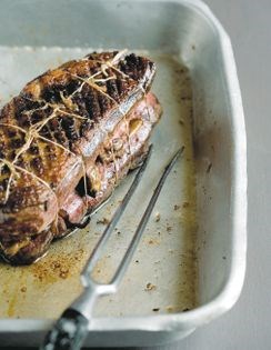 Duck magrets stuffed with cep mushrooms and foie gras (Magrets farcis aux cèpes et au foie gras)