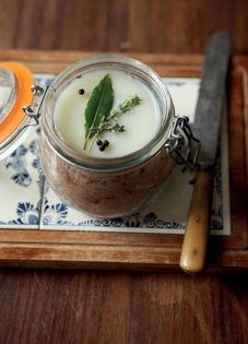 Duck rillettes (Rillettes de canard)