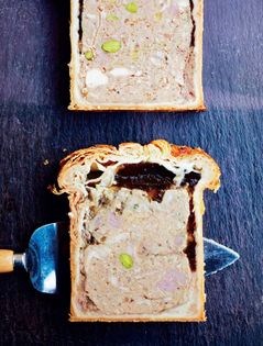 Duck terrine in a pastry crust (Terrine de canard en croûte)