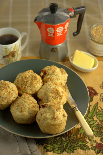 Dukkah & sun dried tomato muffins