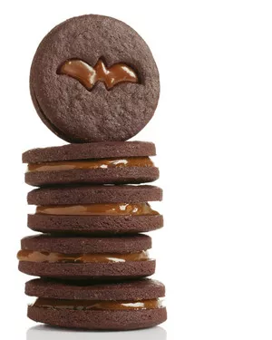 Dulce de leche bat cookies