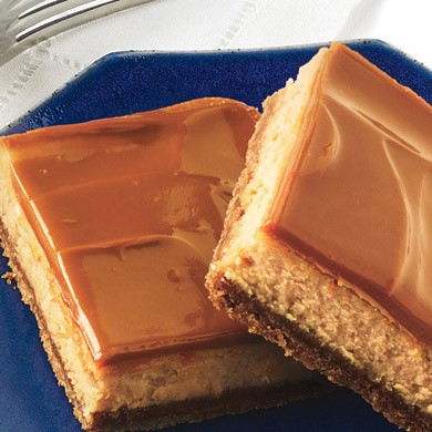 Dulce de leche cheesecake bars