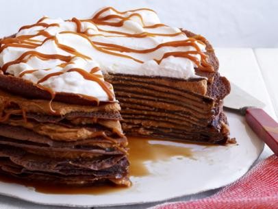Dulce de leche crêpe cake