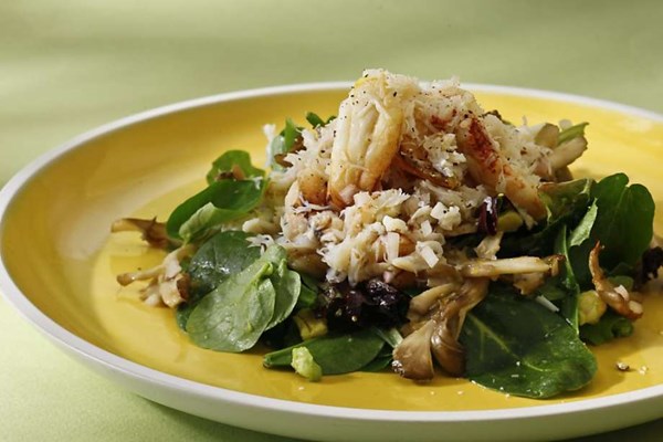 Dungeness crab & black trumpet salad