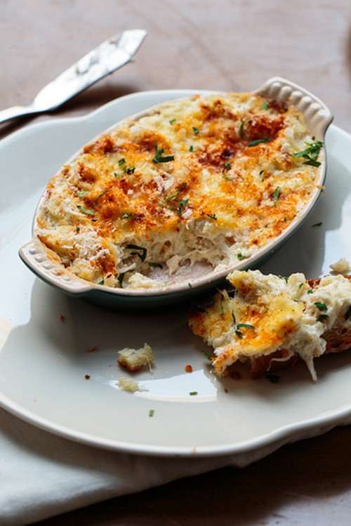 Dungeness crab and shrimp cheese dip