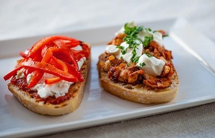 Duo 'nduja bruschetta