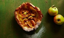 Dutch apple pancakes