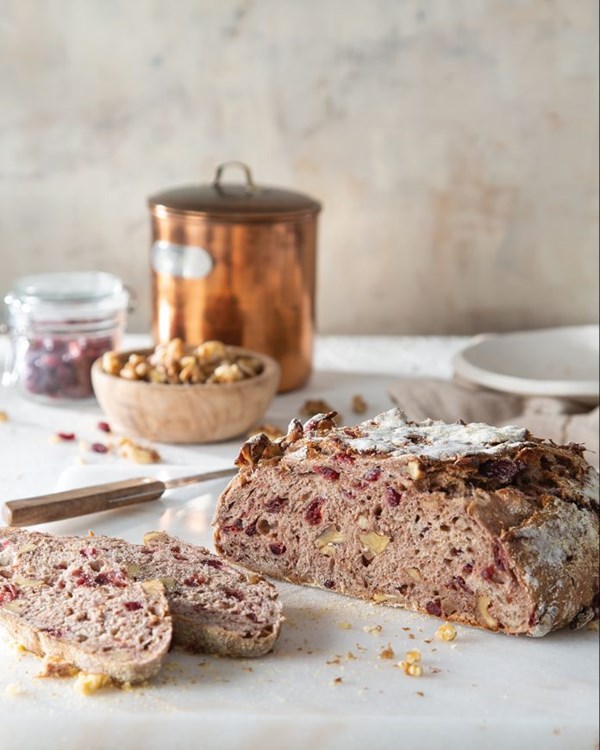 Dutch oven walnut bread
