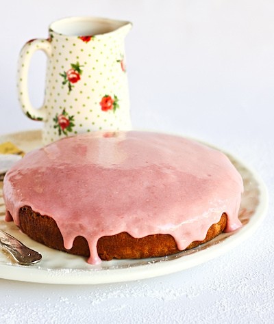 Earl Grey cake with rhubarb cream cheese glaze