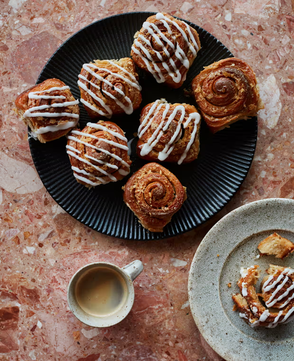 Earl Grey cardamom buns