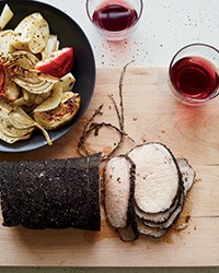 Earl Grey-crusted pork loin with fennel and apples