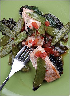 Early spring salmon packets