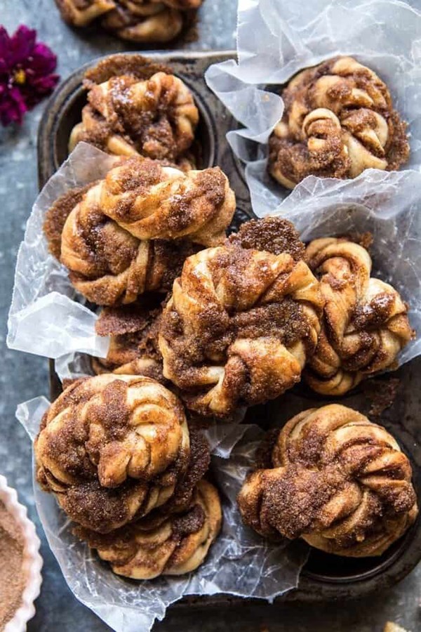Easiest cinnamon crunch knots