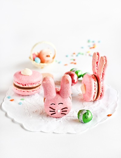 Easter bunny macarons