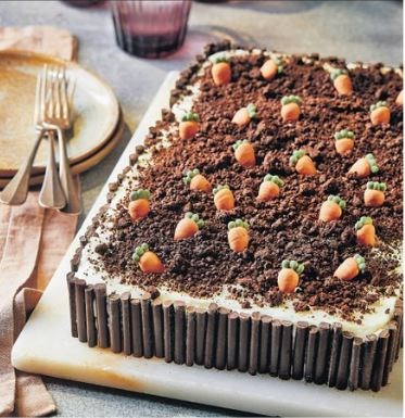 Easter carrot patch traybake