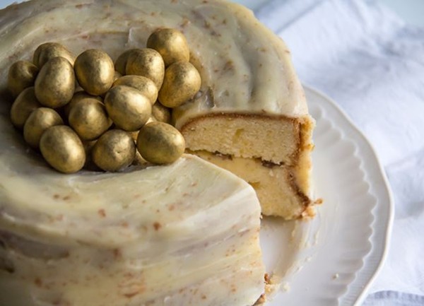 Easter crown cake