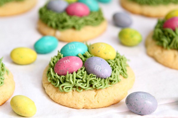 Easter grass sugar cookies with M&M's eggs