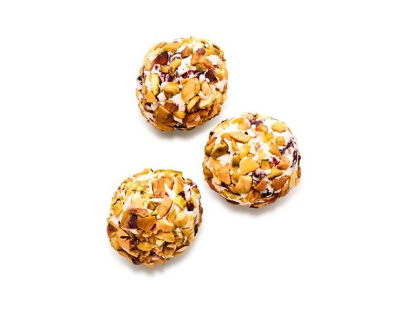 Easy 3-ingredient appetizer: goat cheese + cranberries + pistachios