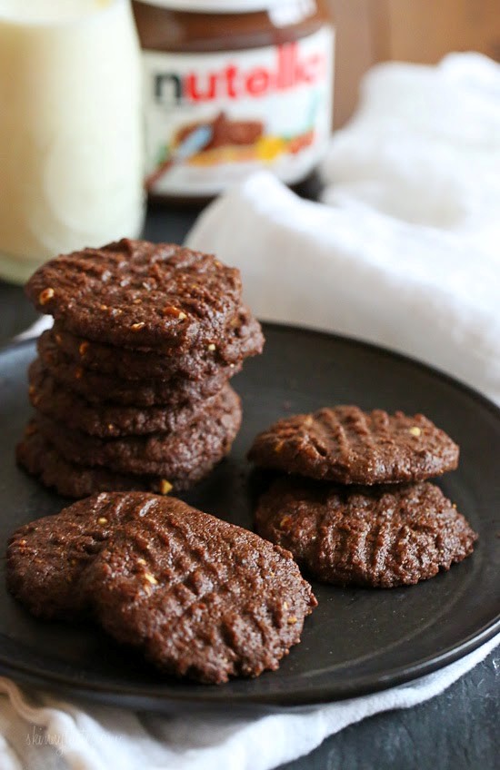 Easy 5-ingredient Nutella almond butter cookies