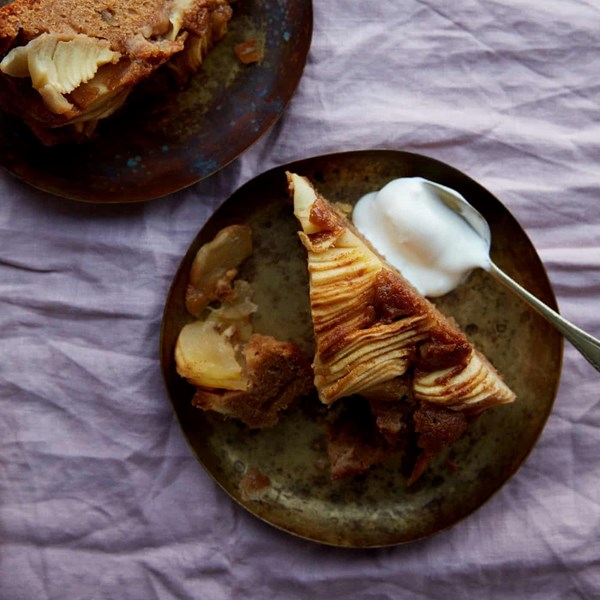 Easy apple and double ginger cake