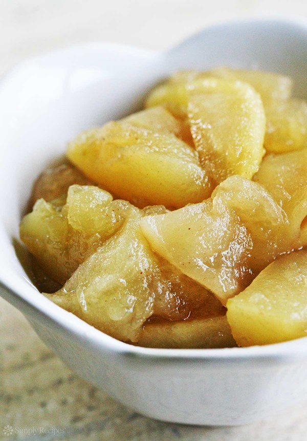 Easy baked apple slices