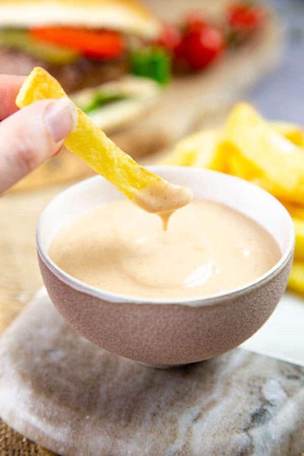Easy burger sauce