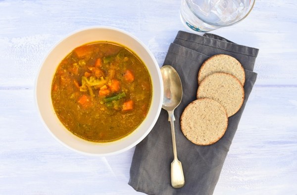 Easy carrot & mixed vegetable soup