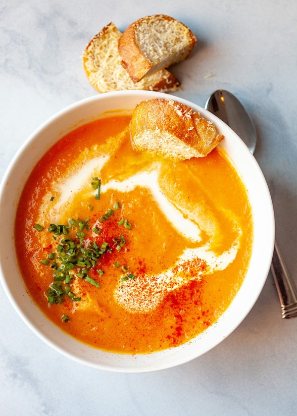 Easy carrot soup