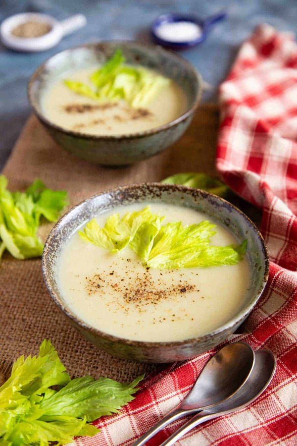 Easy celery soup 