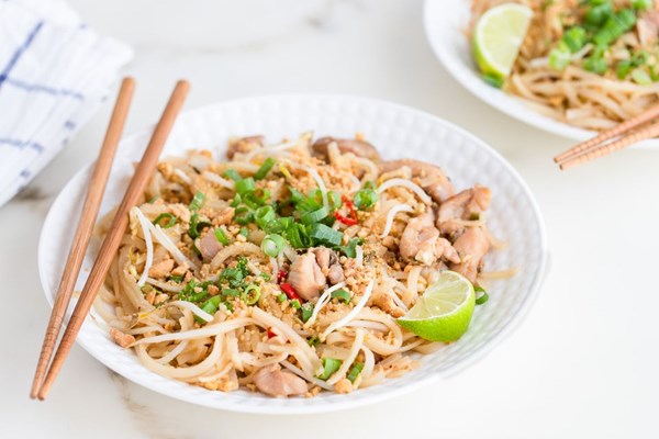 Easy chicken pad Thai