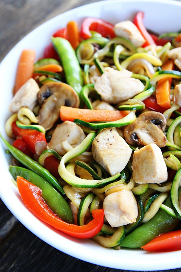 Easy chicken zucchini noodle stir fry