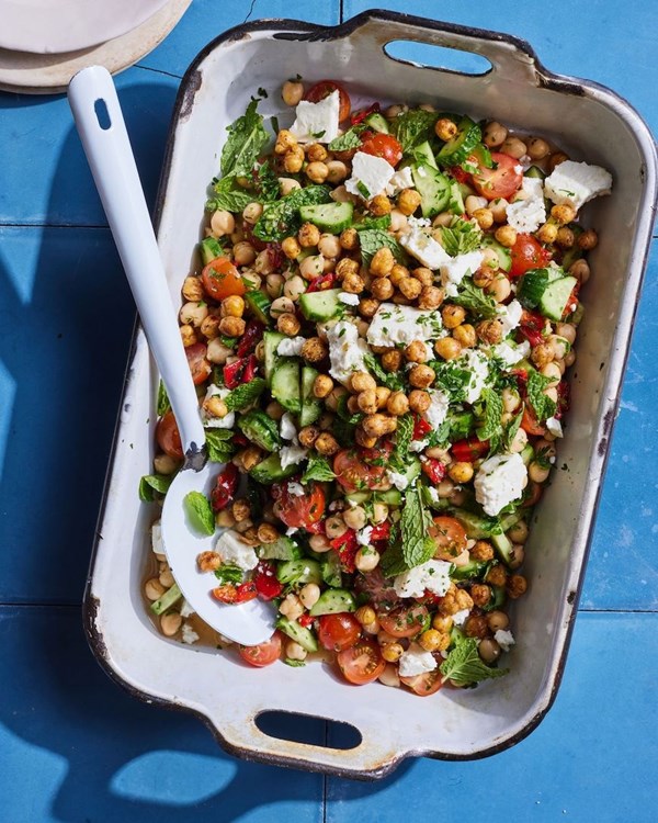 Easy chickpea chopped salad