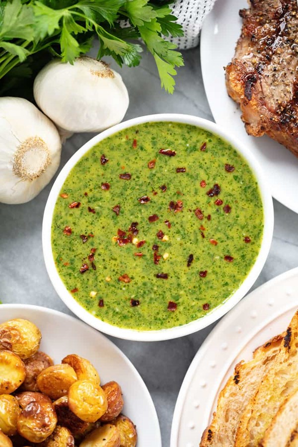 Easy chimichurri sauce
