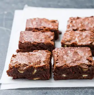 Easy chocolate-mint brownies