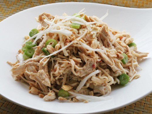 Easy cold sesame noodles with shredded chicken