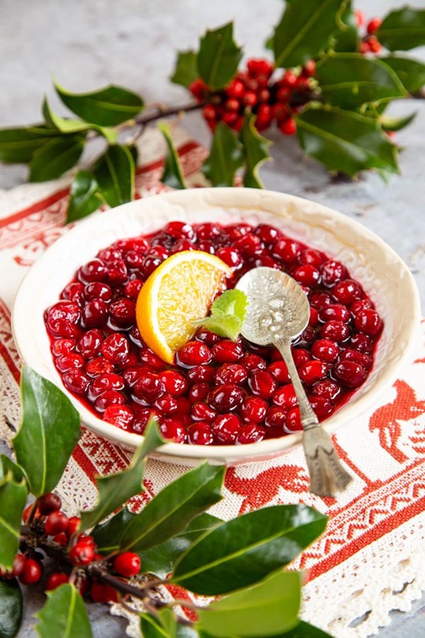 Easy cranberry orange sauce