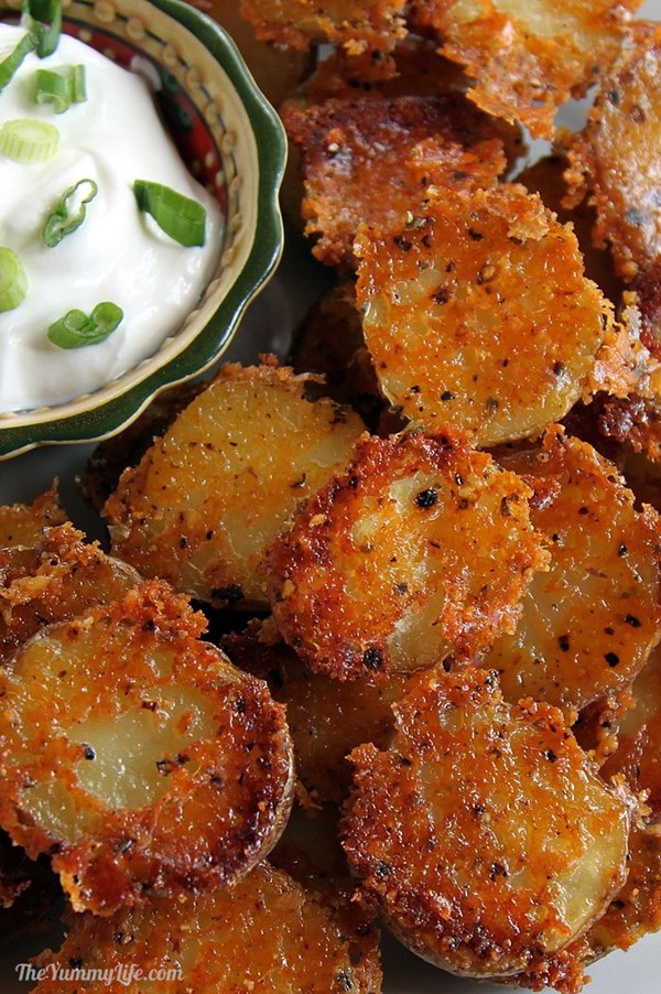 Easy crispy Parmesan garlic roasted baby potatoes