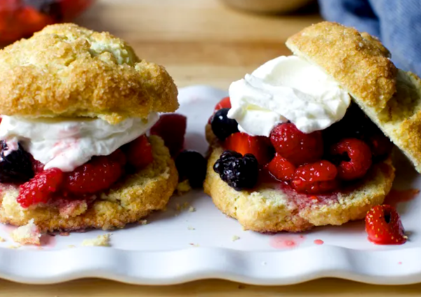 Easy drop berry shortcakes