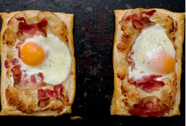 Easy egg and bacon tarts