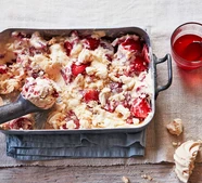 Easy Eton mess ice cream