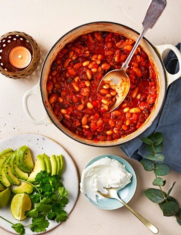 Easy five-bean chilli