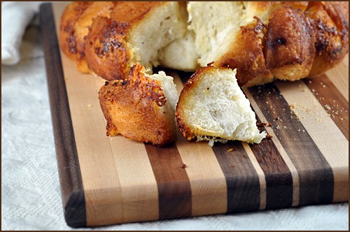 Easy garlic Parmesan pull-apart bread
