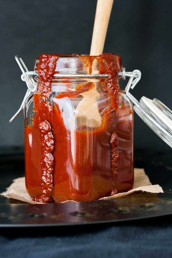 Easy homemade BBQ sauce