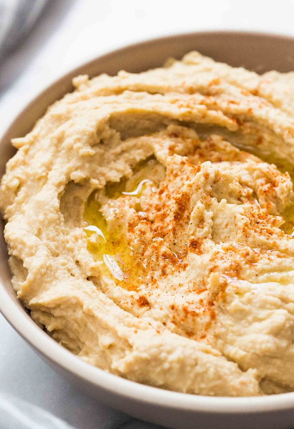 Easy homemade hummus