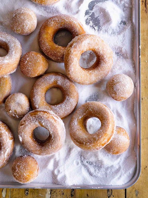Easy Jewish Hanukkah doughnuts
